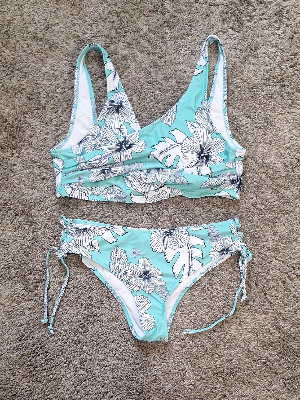 Roatan 2 Piece Swimsuit Bikini - L - Light Teal Black White Floral Tropical